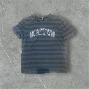 Men’s new look size medium ( more like a small )